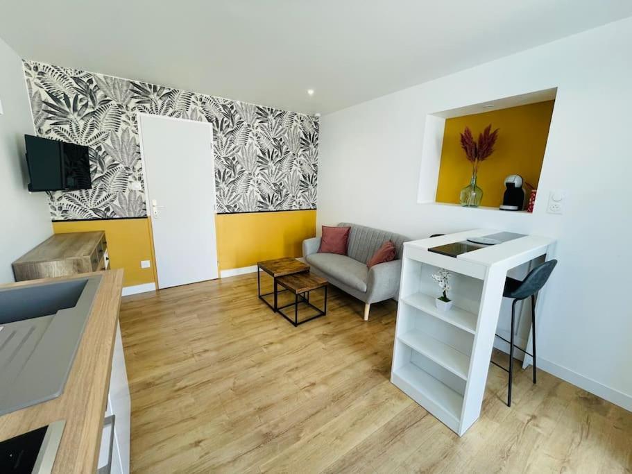 Le Belloc- Suberbe Appartement T1 Bis - Au Calme - Terrasse - Vue Jardin Agen Exterior photo